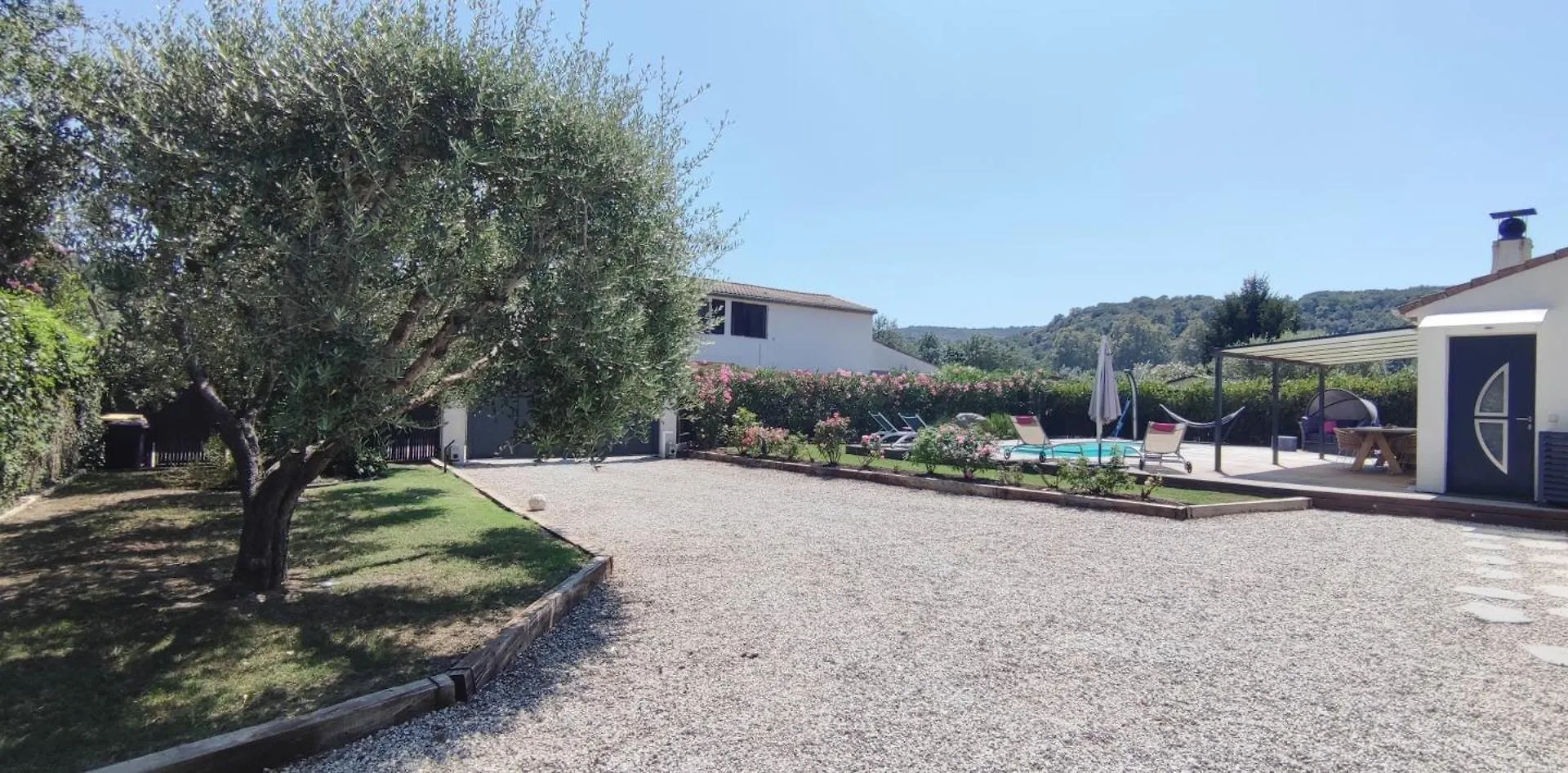 Charmant Studio Climatise Avec Parking, Terrasse Et Piscine Villeneuve-Loubet