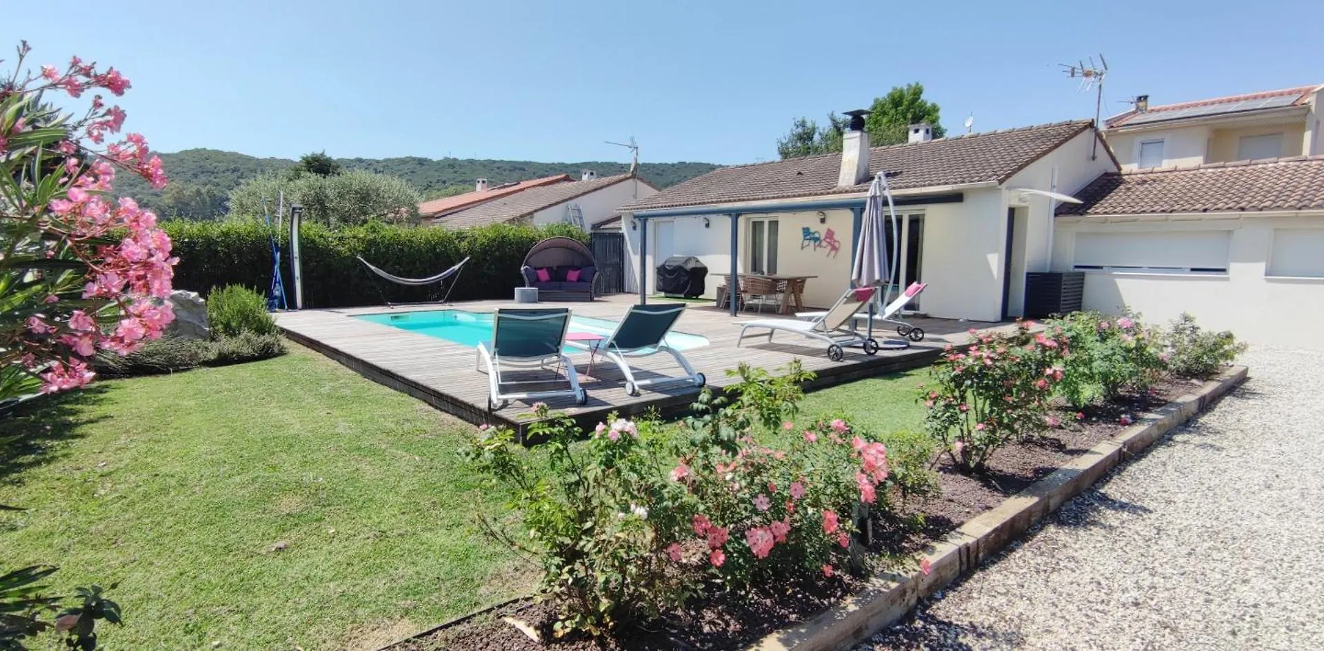 Charmant Studio Climatise Avec Parking, Terrasse Et Piscine Villeneuve-Loubet