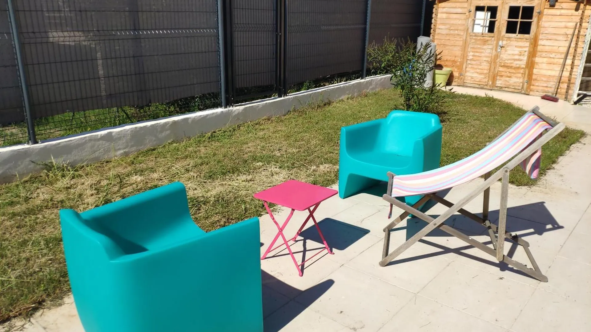 Charmant Studio Climatise Avec Parking, Terrasse Et Piscine Villeneuve-Loubet France